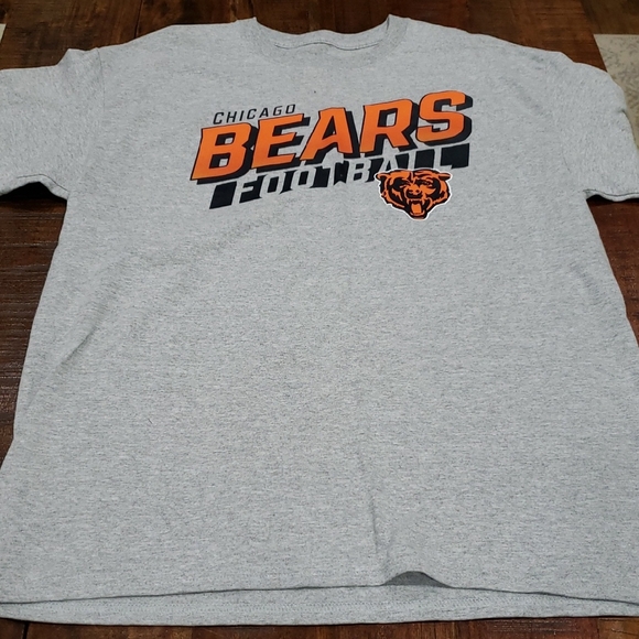 Chicago Bears Football Team Apparel Gray and Orange Short Sleeve Tee - Picture 1 of 6